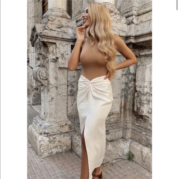 Zara satin effect knot skirt - Picture 4 of 11